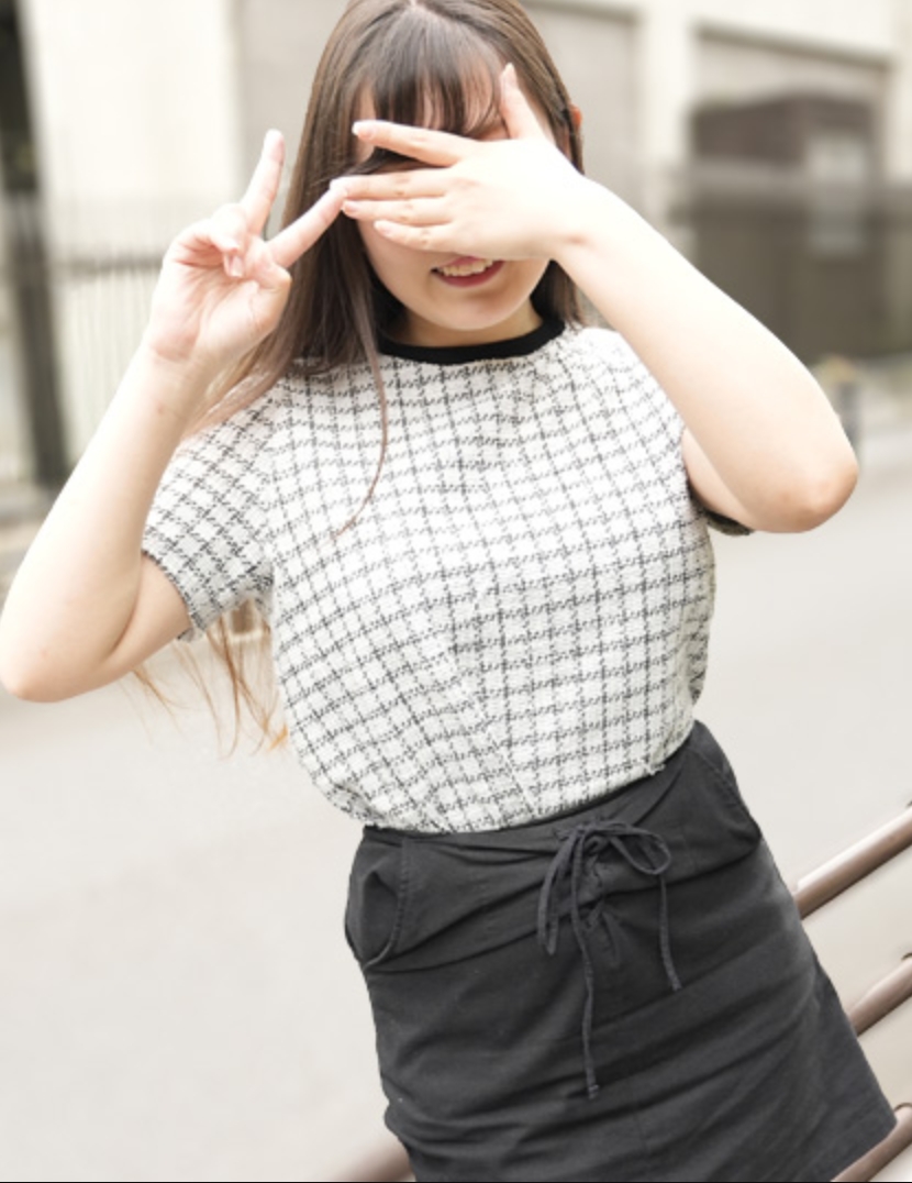 伸出舌頭比耶做出阿嘿顏的百戰鏽蝕公主 反町智恵 111125-01-10MUSU