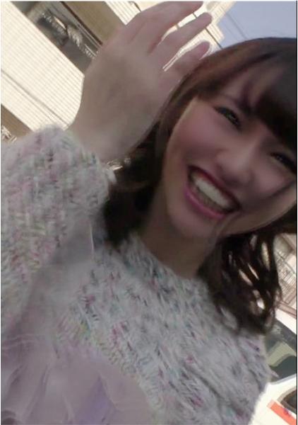 1リットルの潮！？ドM女子大生！？突けば突くだけイキ潮飛び出す敏感マ○コとハメ撮り 森下美怜